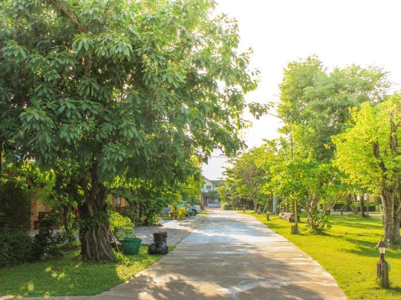 Maiyai Resort - Big Tree Kamphaeng Phet Dış mekan fotoğraf